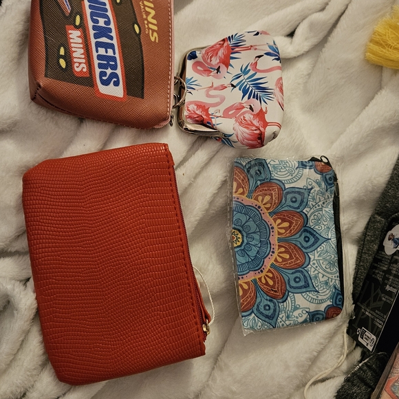 Source Unknown Multicolor Wallet Set - Picture 2 of 9